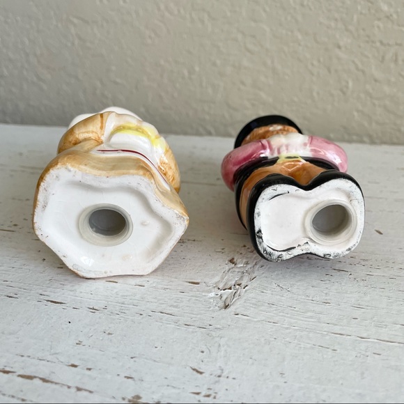 Thanksgiving Pilgrim Salt and Pepper Shakers Ceramic Hand Painted - Picture 4 of 4